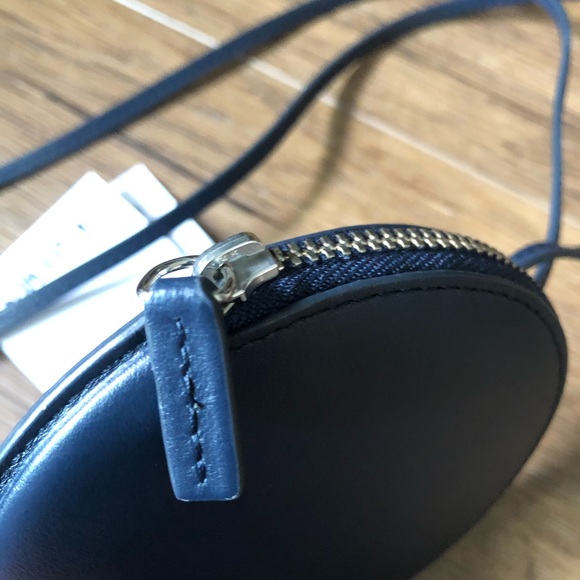 JACQUEMUS-AUTHENTIC NWT Le Pitchou Coin Wallet - Picture 14 of 16